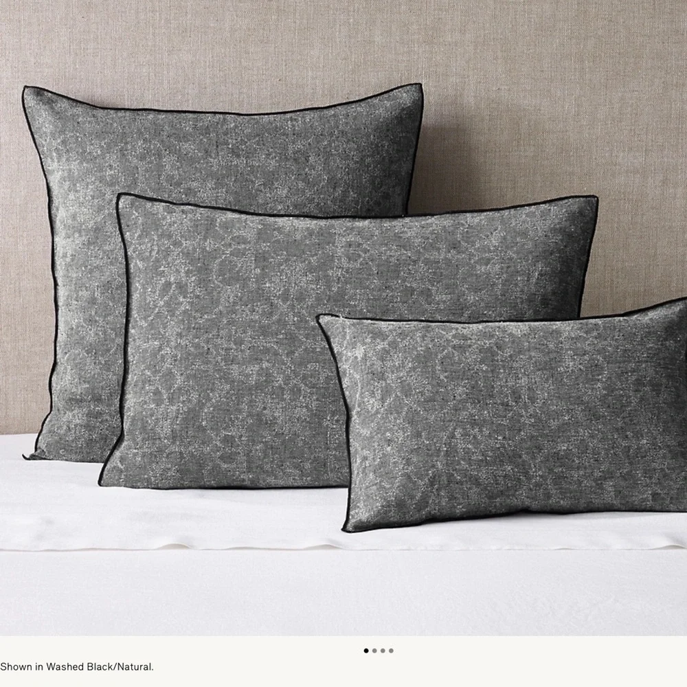 RH erased jacquard linen standard sham❤️❤️❤️❤️